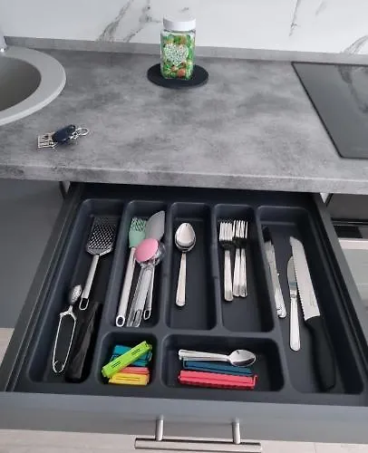 Elias Luxury * コンスタンツァ