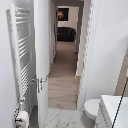 Elias Luxury Lejlighed *